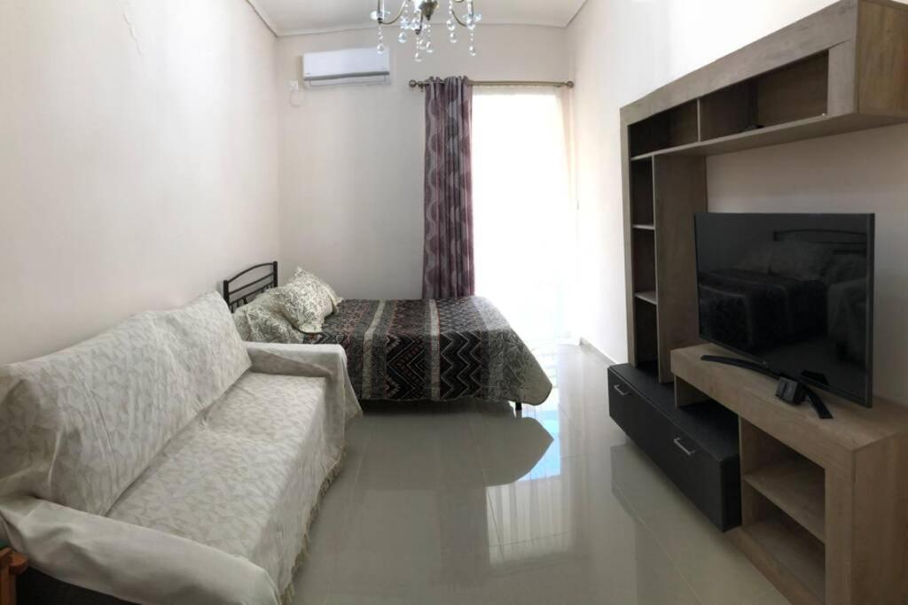 Loutraki Vibes Apartments Екстериор снимка