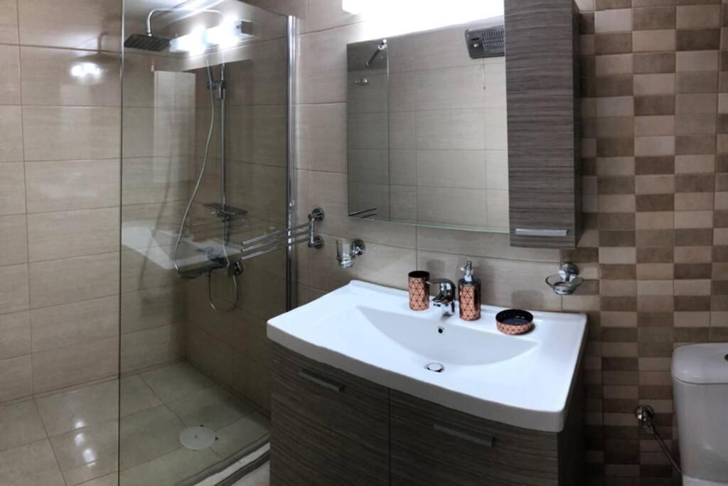 Loutraki Vibes Apartments Екстериор снимка